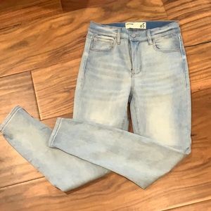Garage Jeans Size 5. Skinny.